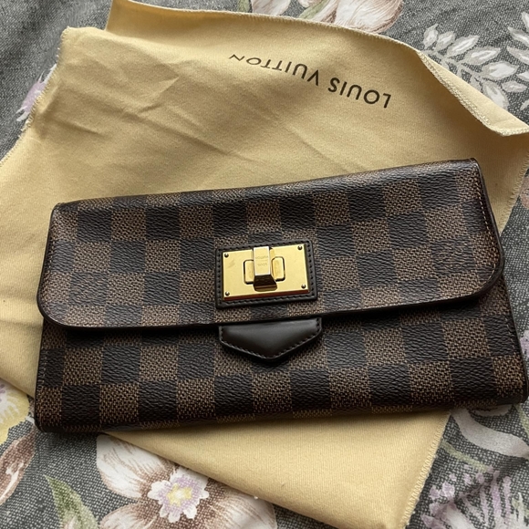 Louis Vuitton Handbags - Louis Vuitton Damier Ebene Rosebery Wallet
